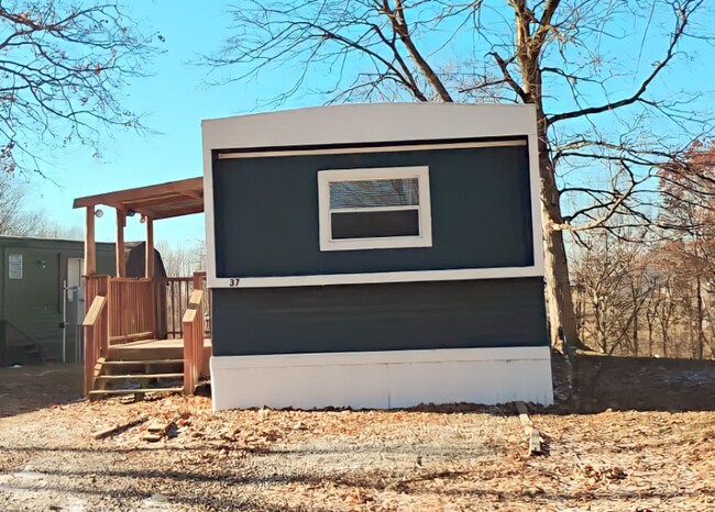 Photo - 1100 W Locust St