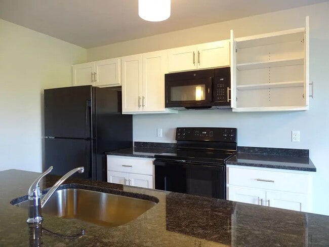 Photo - 37 Cobblestone Ct