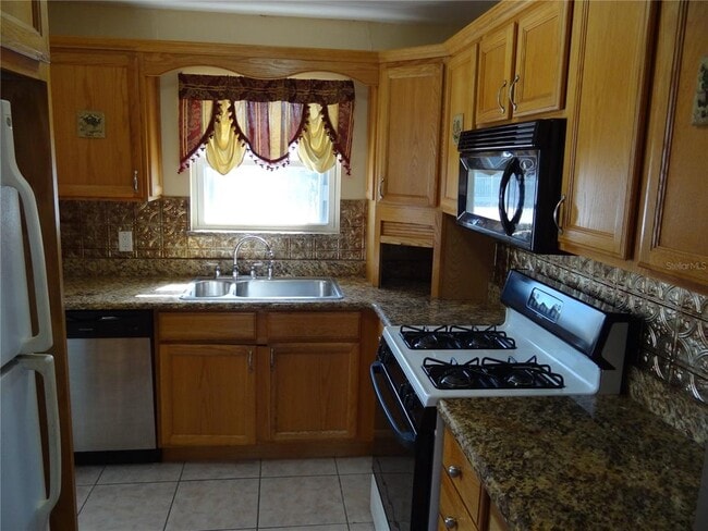 Photo - 5357 81st St N Unit 14