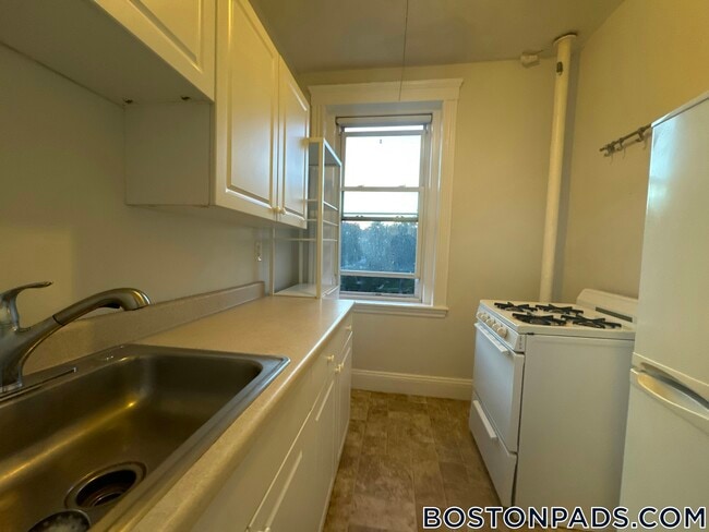 Photo - 1450 Commonwealth Ave Unit 35