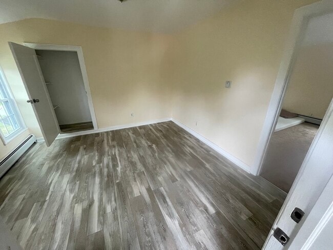 Fotografía del edificio - 404 W Clinton St Unidad 4