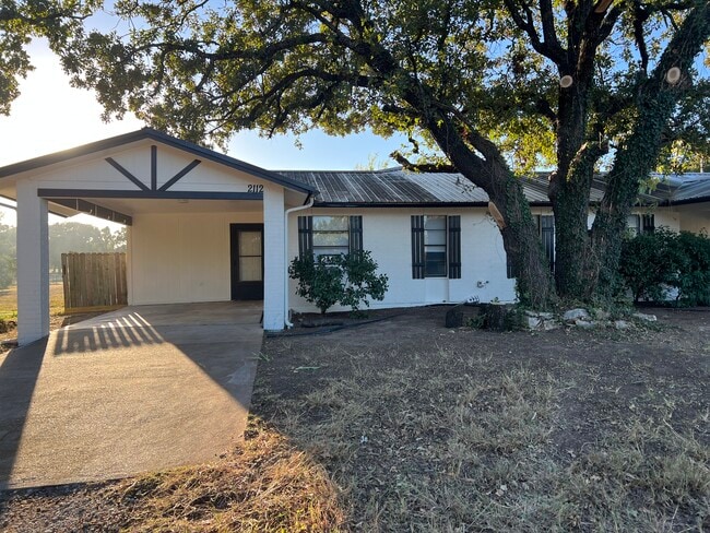 Photo - 2112 Tanglewood St Unit 2112