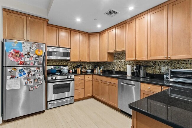 Photo - 520 Massachusetts Ave Unidad 1 Rental