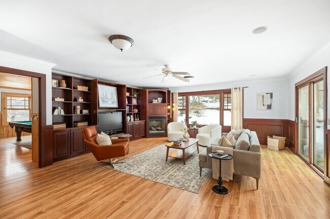 Photo - 32 Witham St