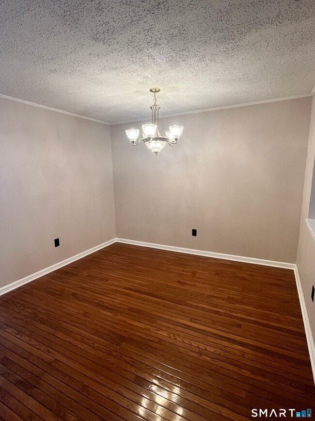 Photo - 25 Padanaram Rd Unidad APT 14