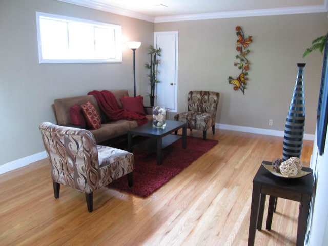 Photo - 131 Hawthorne Ave Unidad E