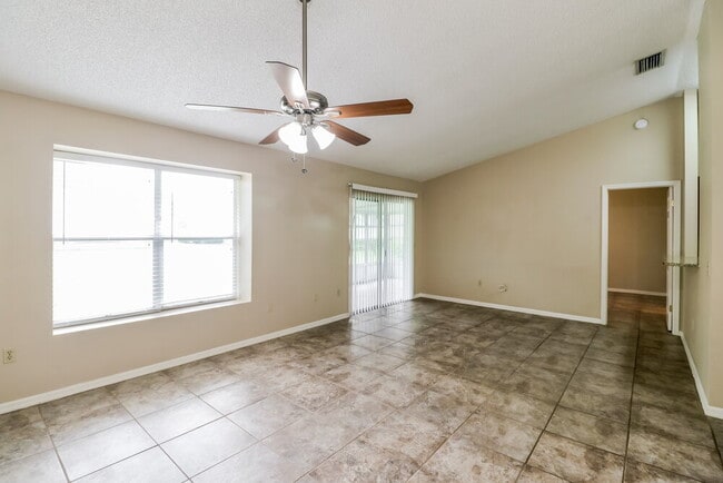 Photo - 8537 Berkley Dr