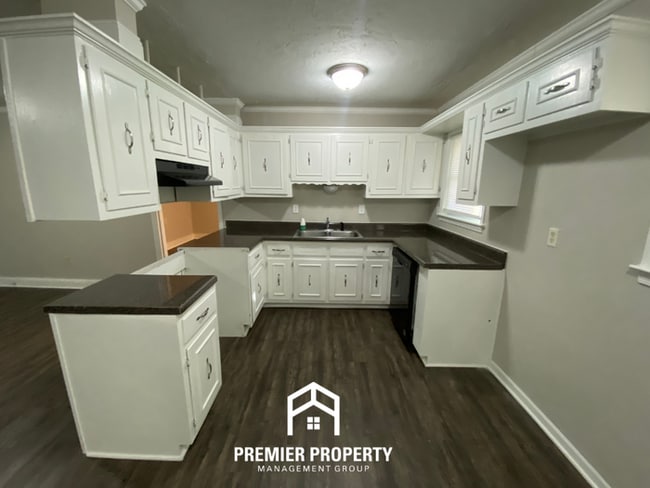 Photo - 5908 Tishomingo Dr