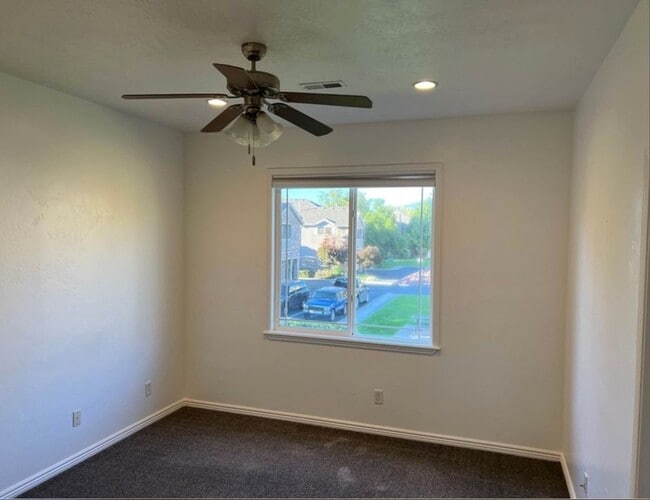 Photo - 1474 W 10 S