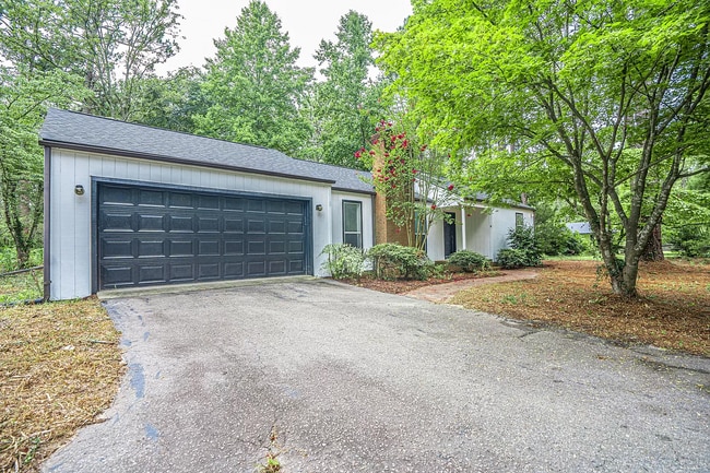 4433 Airport Rd