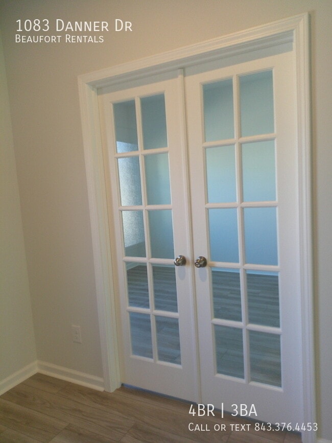 Photo - 1083 Danner Dr