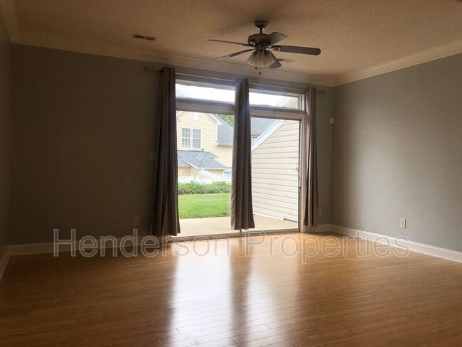 Photo - 1513 Sylvia Ct