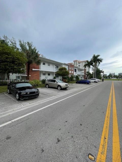 Photo - 9300 E Bay Harbor Dr Unidad 205