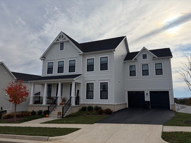 Photo - 5105 Carters Xing Ave