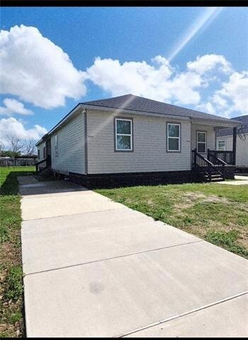 Photo - 7937 Read Blvd