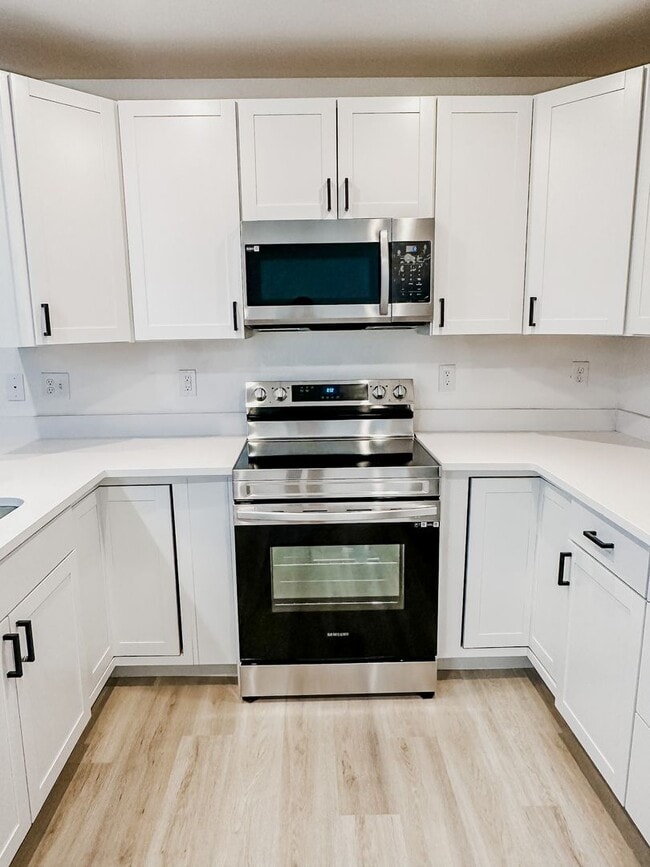 Photo - Amazing 2 Bedroom across from DU Unit 311