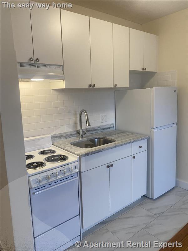 176 N Beacon St Unidad 1A