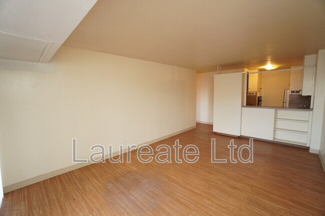 Photo - 800 N Washington St Unit #404