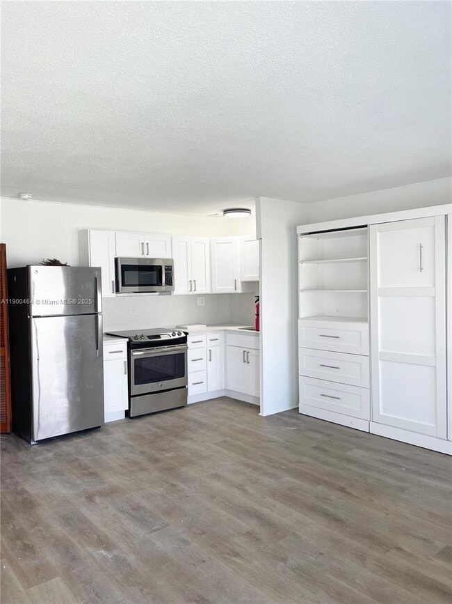 Photo - 5821 NE 18th Ave Unidad 3
