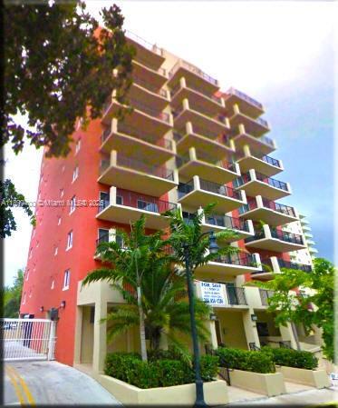 Building Photo - 3410 Coral Way Unit 307