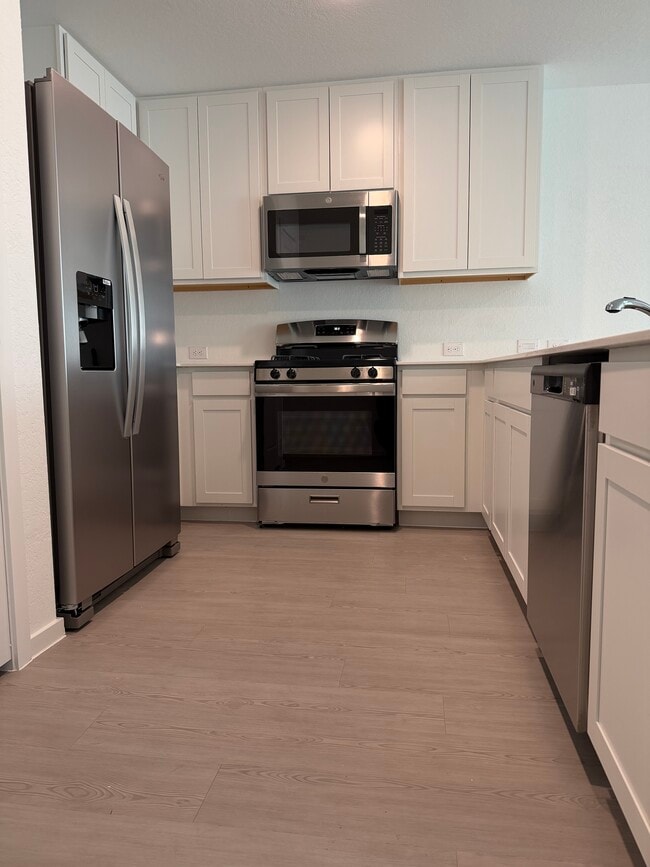 Photo - 563 River Run Wy