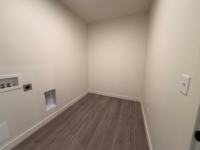 Photo - 5204 S Century Wy