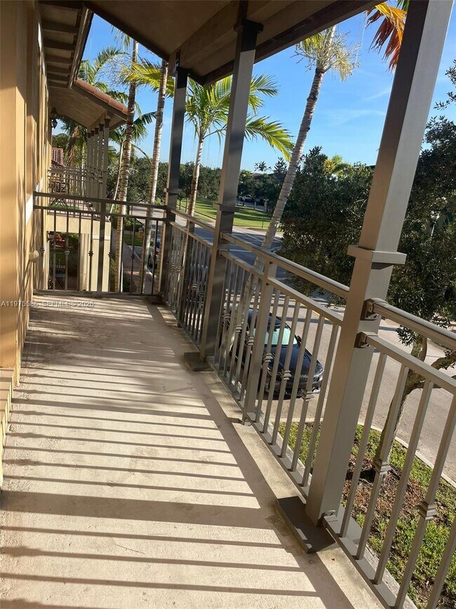 Photo - 1522 SW 147th Ter