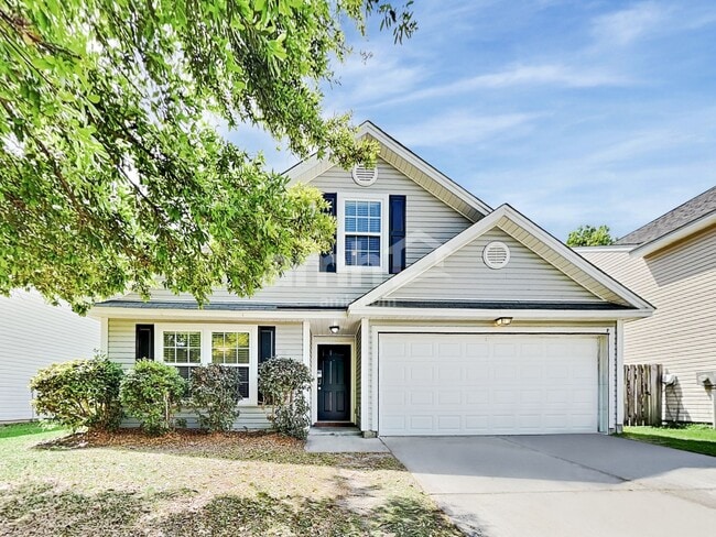 Building Photo - 7 Holly Springs Cir