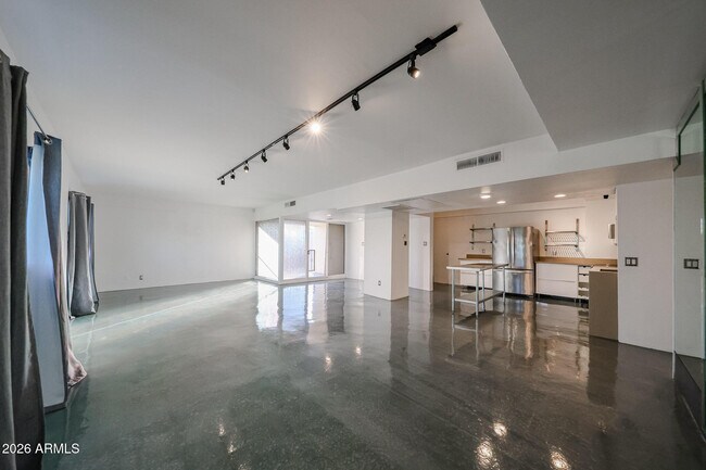 Photo - 353 E Thomas Rd Unit C501