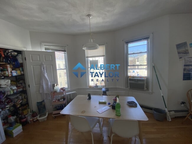 58 Mansfield St Unit 2