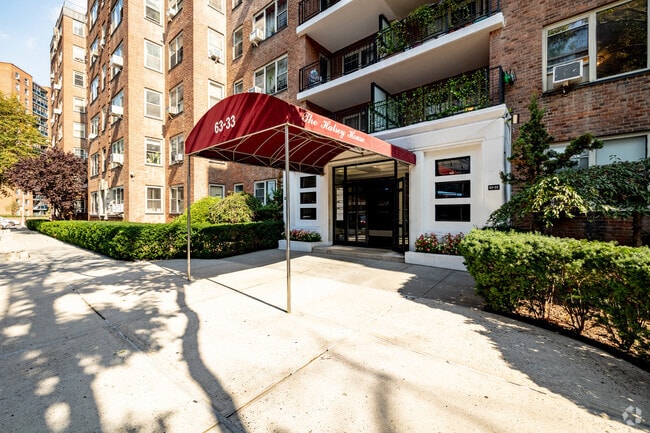 Photo - The Halsey House