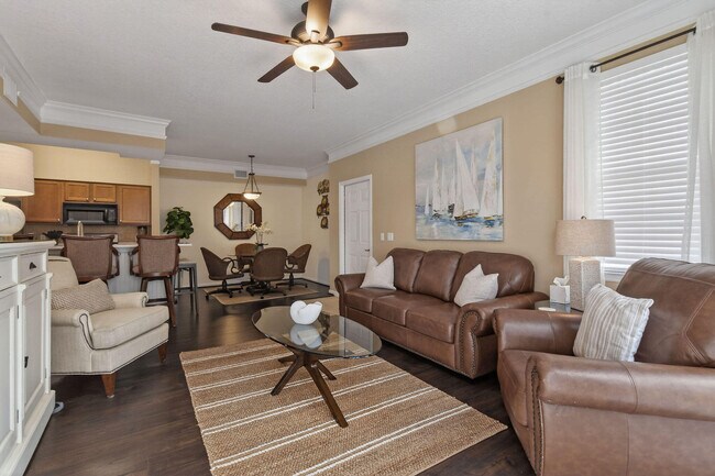 Photo - 3202 Myrtlewood Cir E