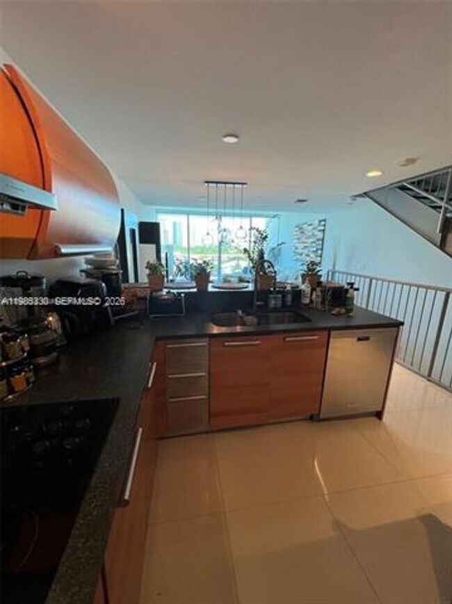 Photo - 2950 NE 188th St Unit 2950 NE 188th St # 543