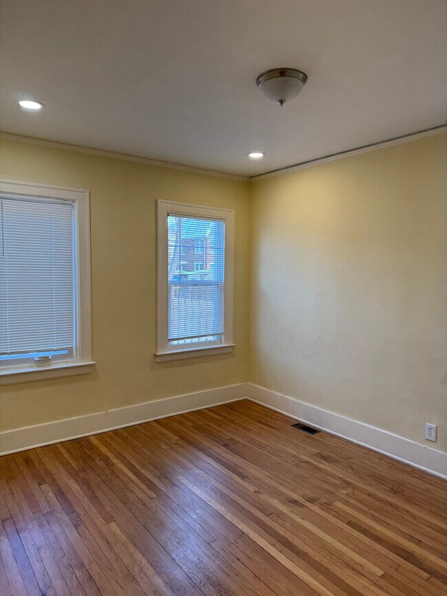 Photo - 2494 Hazelwood St Unit 1/2496
