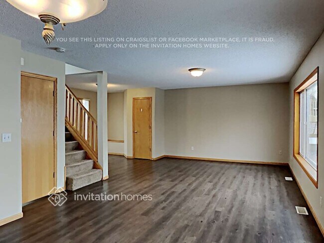 Photo - 1311 Creekside Dr
