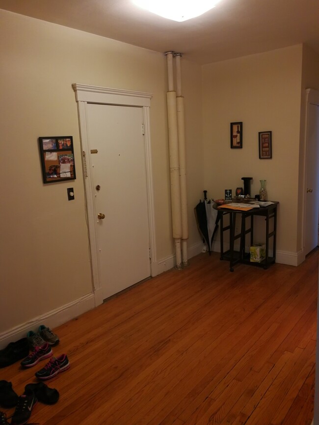 Photo - 2 Sutherland Rd Apartment Unit 31