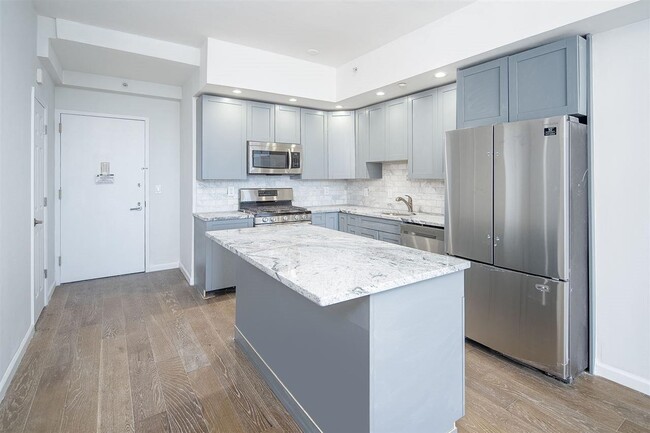 Photo - 389 Washington St Unidad 34G Rental