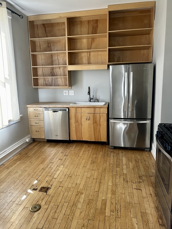 Photo - 845 Massachusetts St