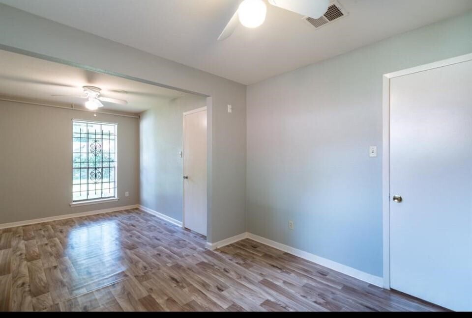 Photo - 7621 Gleason Rd