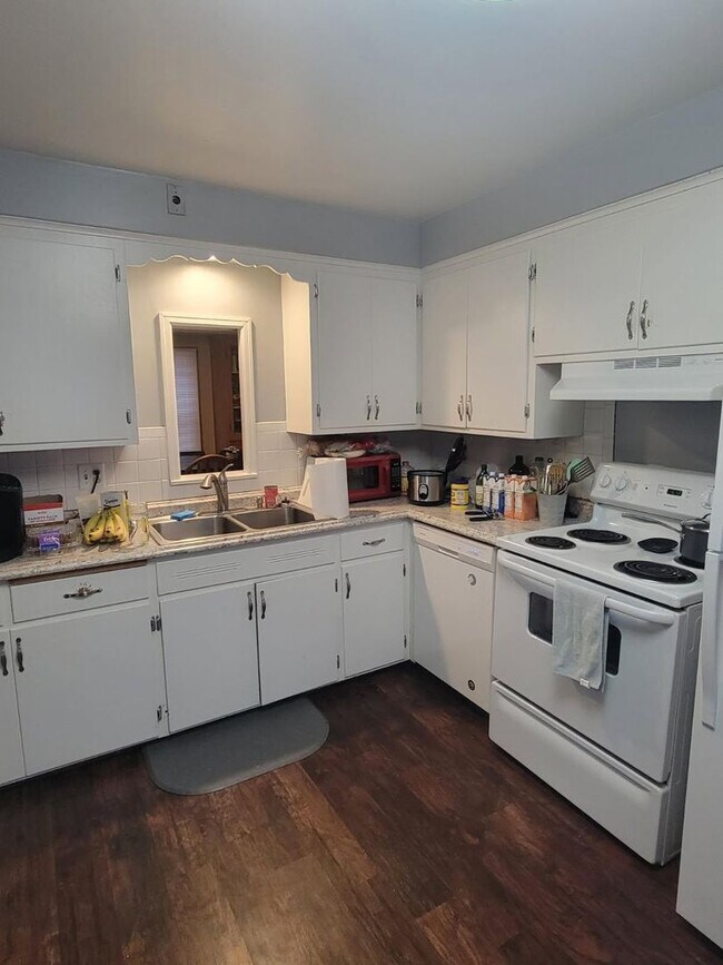 Photo - 6317-6319-6319 W Girard Ave Unidad 6319 W Girard Ave