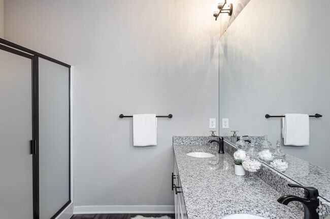Chesterfield (B1): 2 Bedrooms, 2 Bathrooms, and 1283 sqft