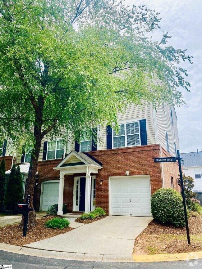 Building Photo - 402 Chamonix Ct Rental