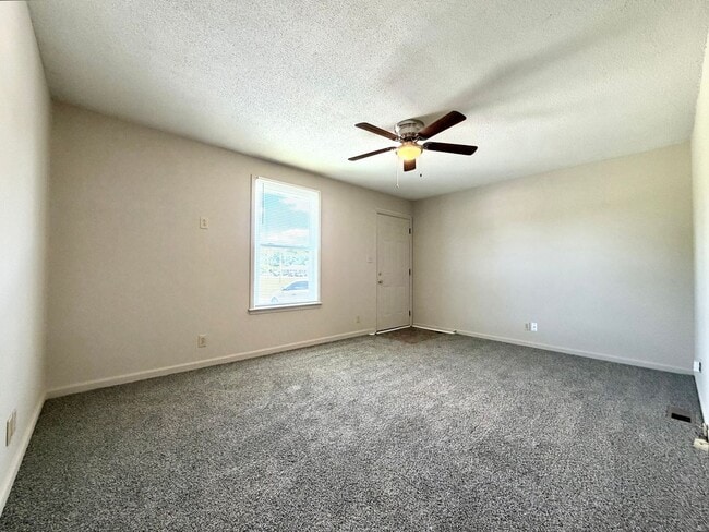 Photo - Bancroft Circle Apartments Unit 754 C