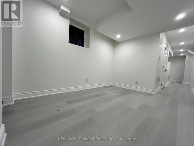 Photo - 4718 Centretown Way