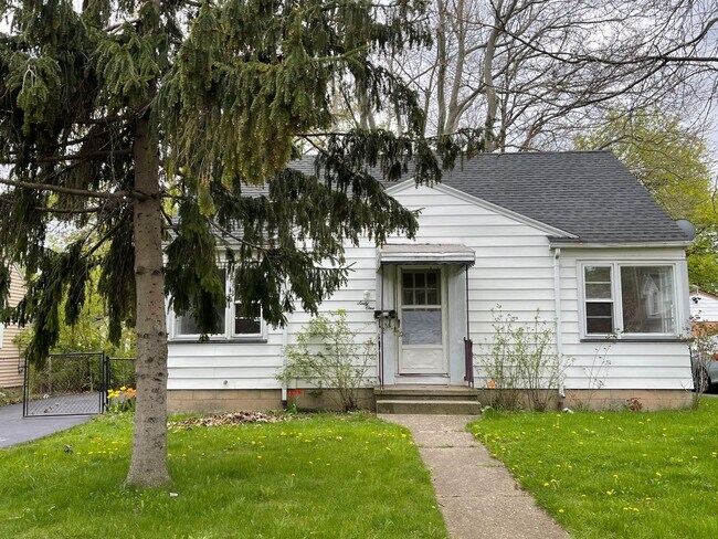 Photo - CALL TODAY TO RENT YOUR HOME SWEET HOME !!!