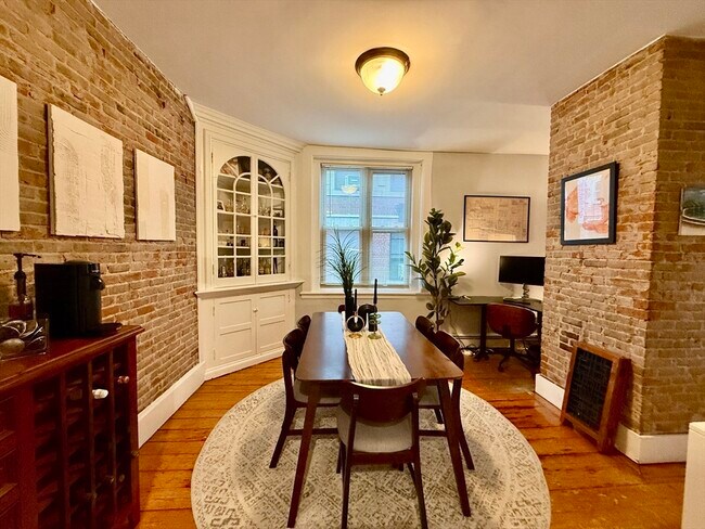 Photo - 2 Pearl St Pl Unit 4