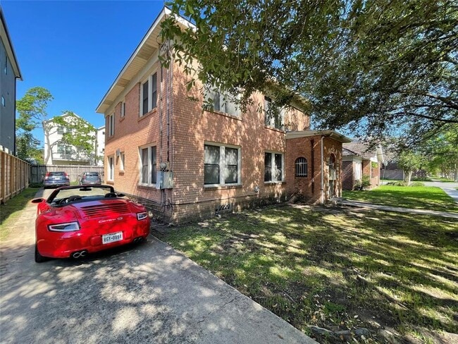 Building Photo - 2406 Brun St Rental