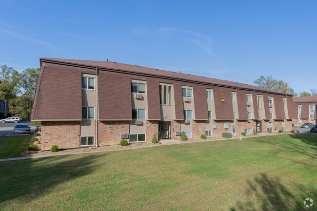 Building Photo - Forest Ridge Apartments