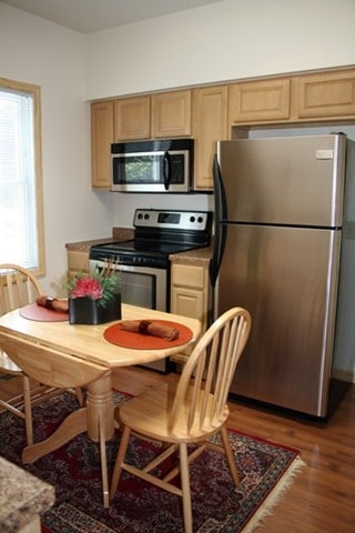 Photo - Perilli Apartments in South Park