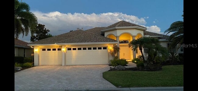 Photo - 2933 Seasons Blvd